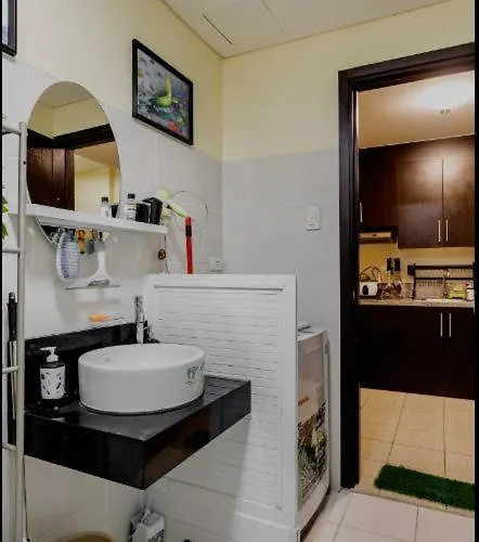 A Refreshing Unit Near Bgc, Ortigas & Makati With Netflix And Wifi Manila