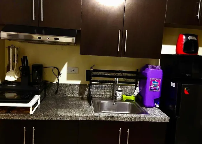 A Refreshing Unit Near Bgc, Ortigas & Makati With Netflix And Wifi Apartamento